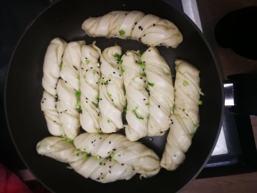 一定要做！—煎卷子【生煎花卷】