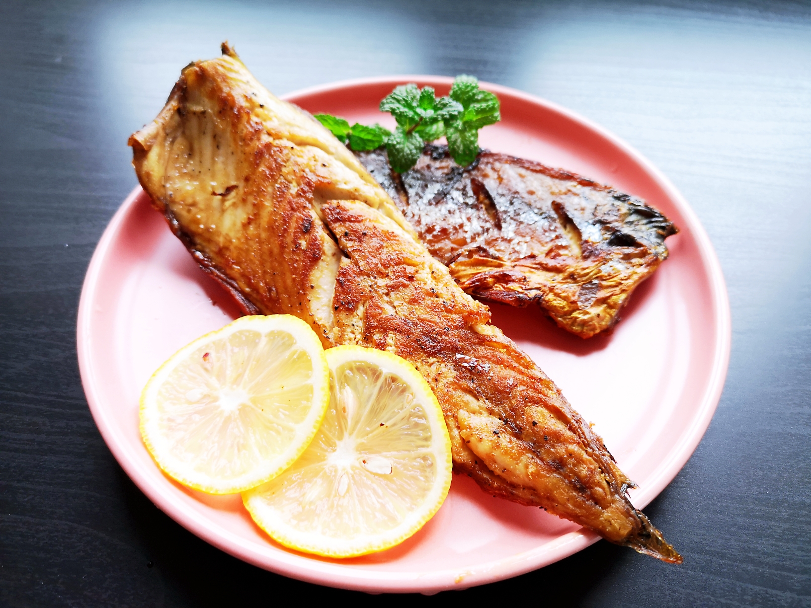 挪威青花鱼的油煎速食法的做法