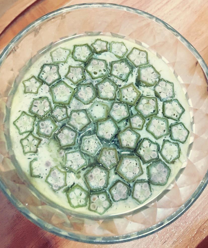 颜值控-做一朵开在碗里的花秋葵蒸水蛋