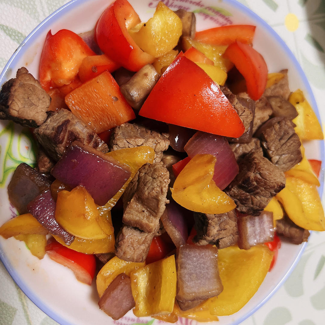 低脂低卡的彩椒牛肉粒