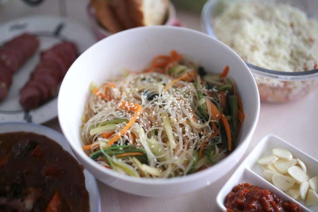 开胃的时蔬拌粉丝的做法