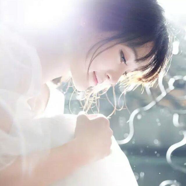 眼角的泪痕_qcn5