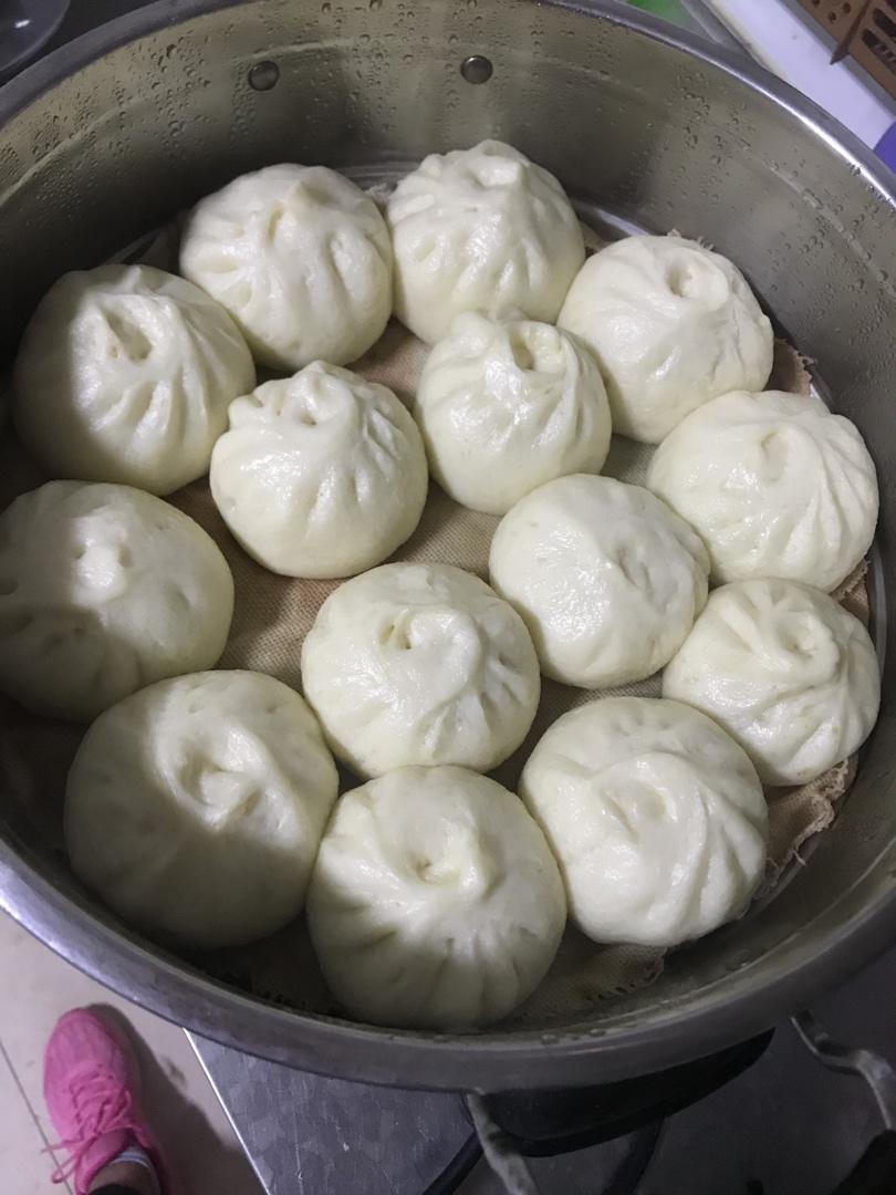 肉包子（猪肉大葱，满口留香）