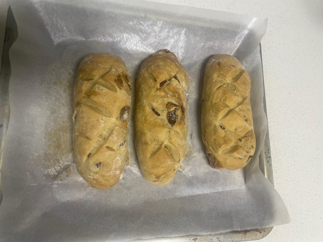 低筋面粉做的红枣软欧面包