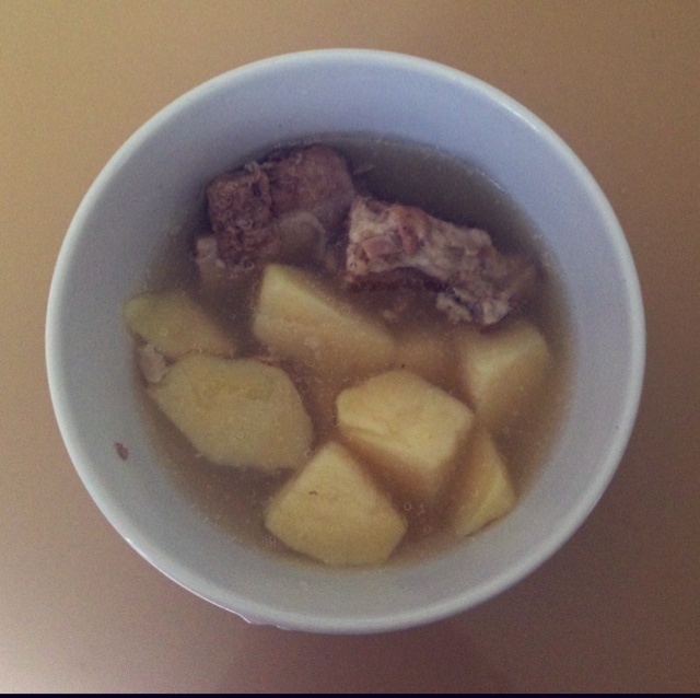 土豆排骨汤