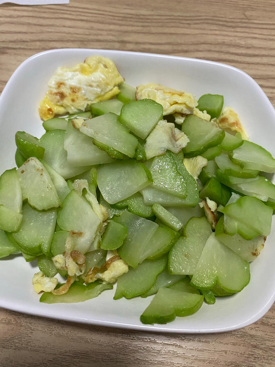 佛手瓜炒鸡蛋:补钙补锌，适合减肥时吃的快手菜