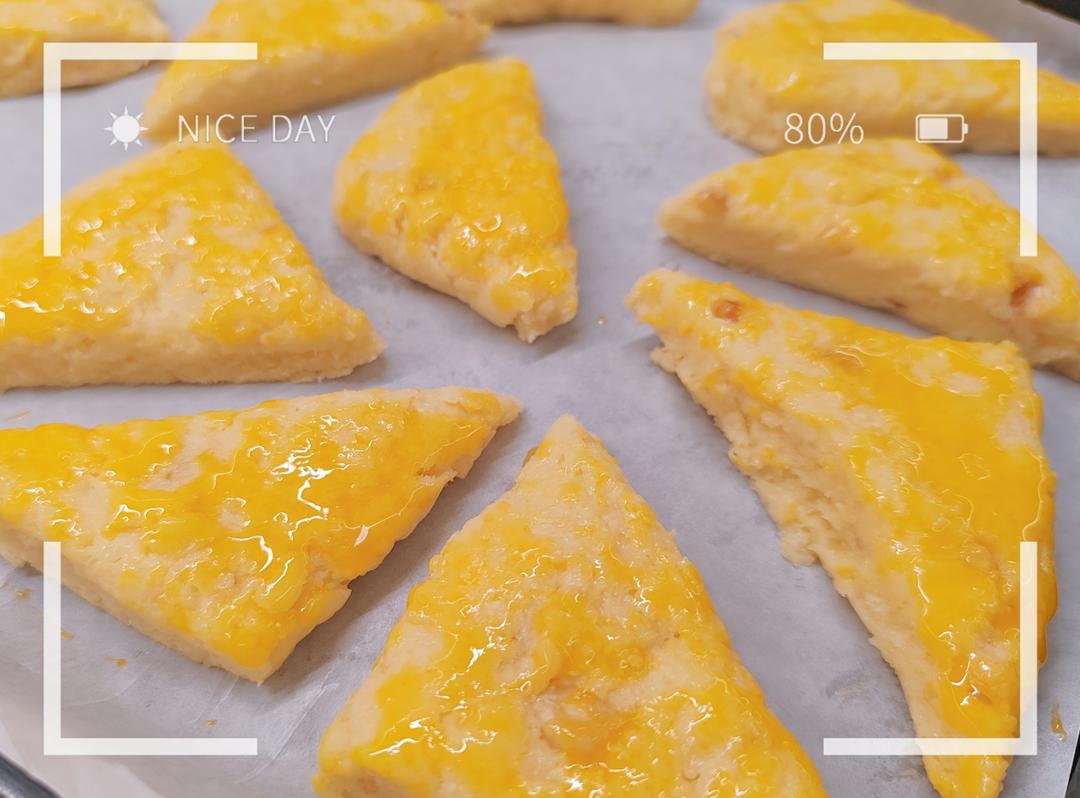 完美裂纹～百分百成功的超好吃奶香司康（禁止搬运）