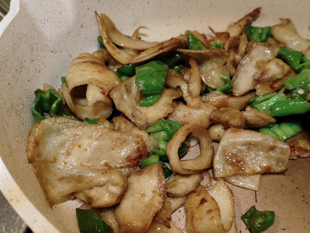 米饭杀手系列之青椒炒面筋