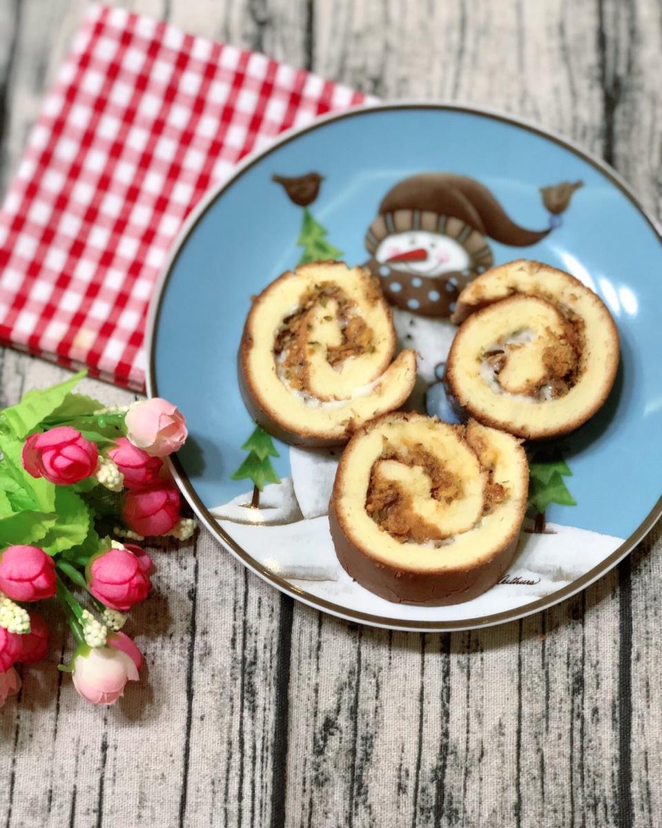 肉松戚风蛋糕卷