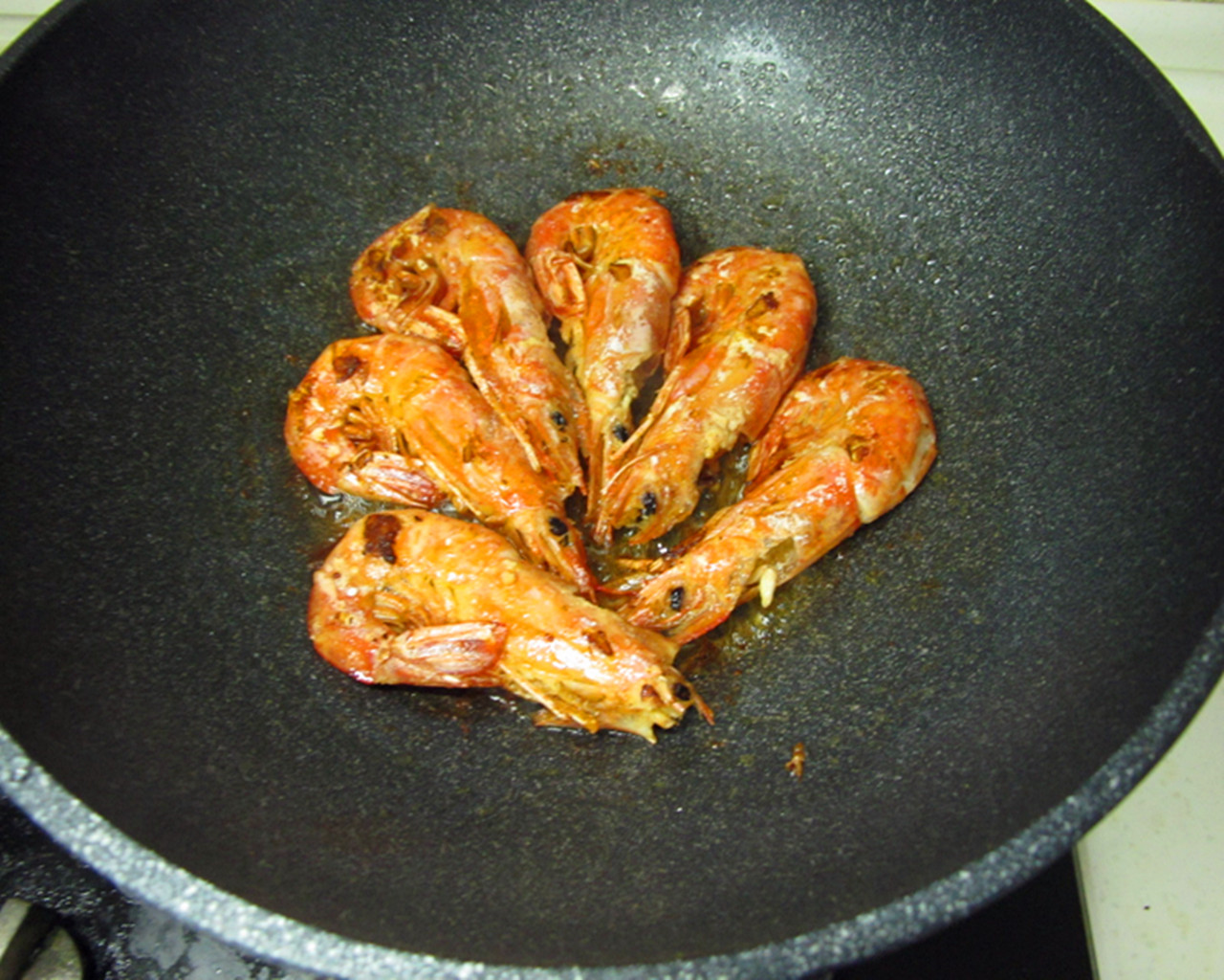 蒜香阿根廷红虾的做法 步骤4