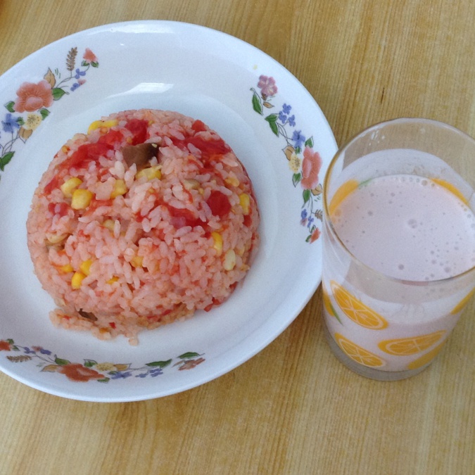 整个番茄饭加强版【两个番茄玉米饭】