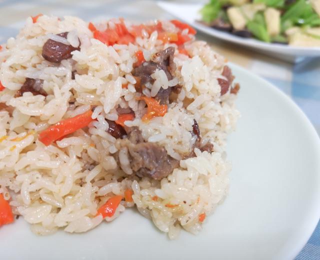 羊肉抓饭(电饭锅)的做法