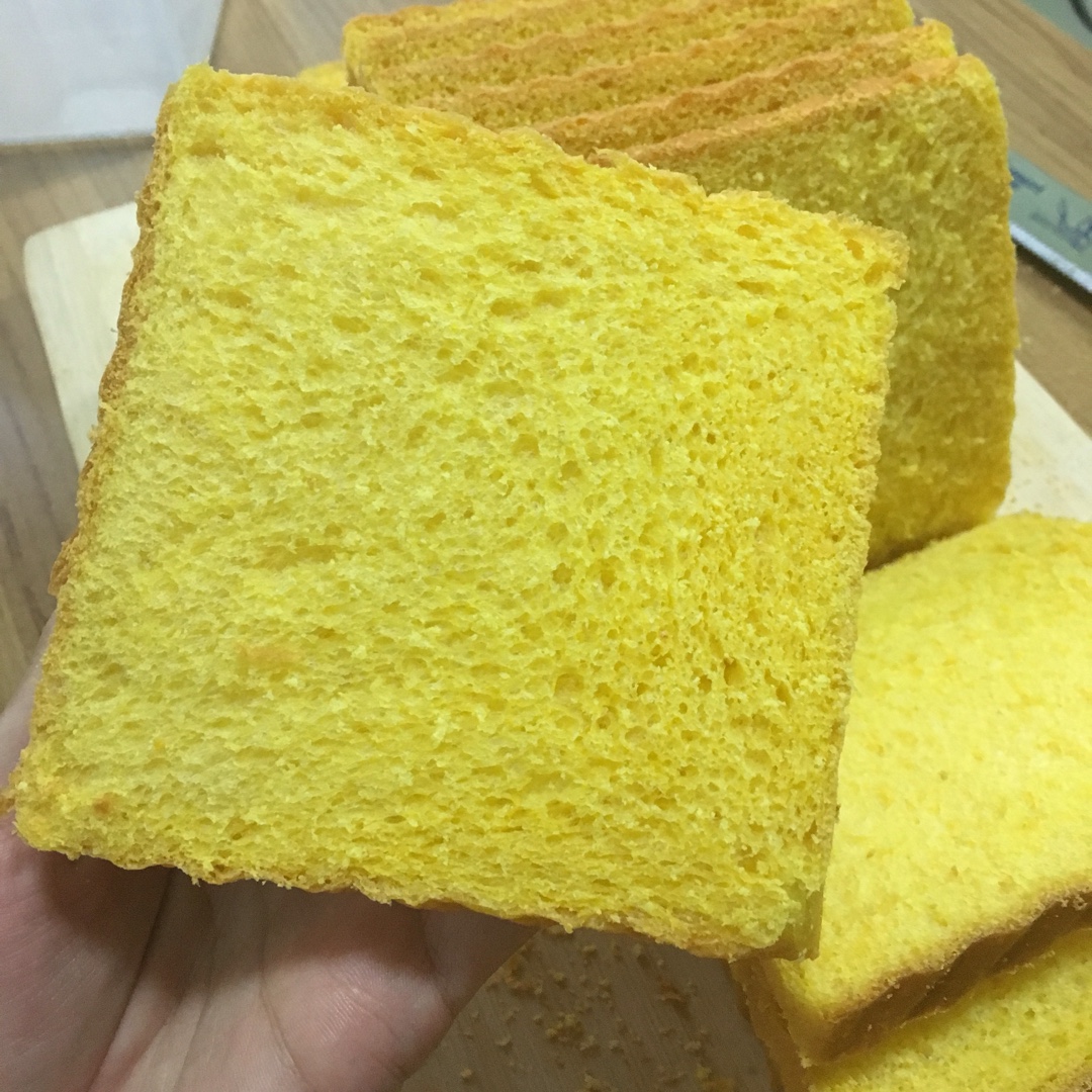 南瓜吐司（南瓜小餐包)