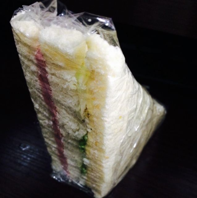 火腿芝士三明治