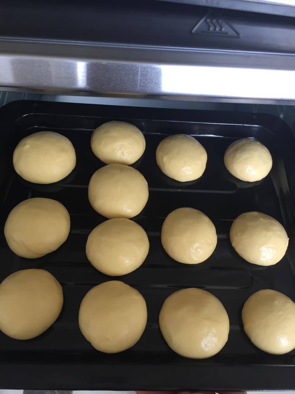 超软牛奶小餐包