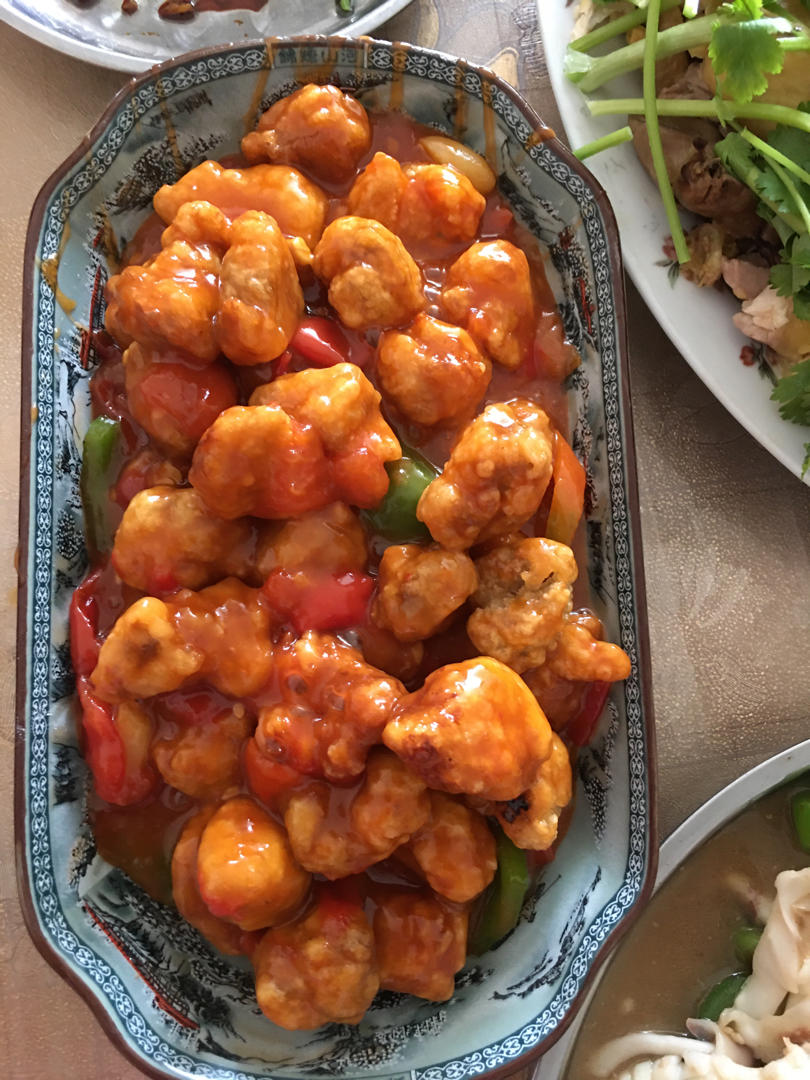 菠萝咕噜肉
