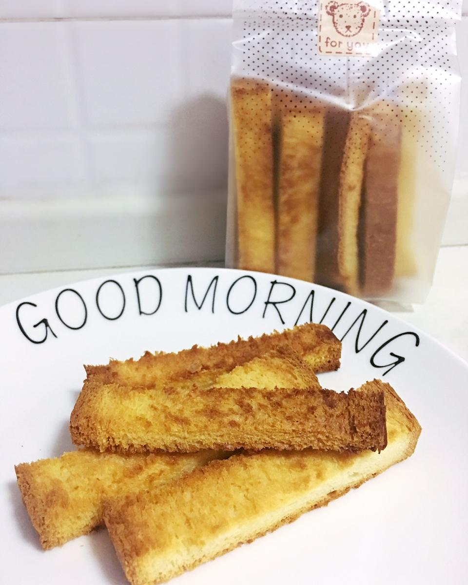飞烟岚做的酥脆蜜糖吐司边