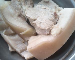 好吃的东北酸菜川白肉的做法 步骤4