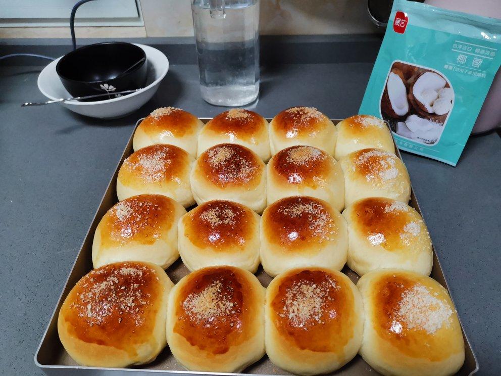 椰蓉奶香小餐包