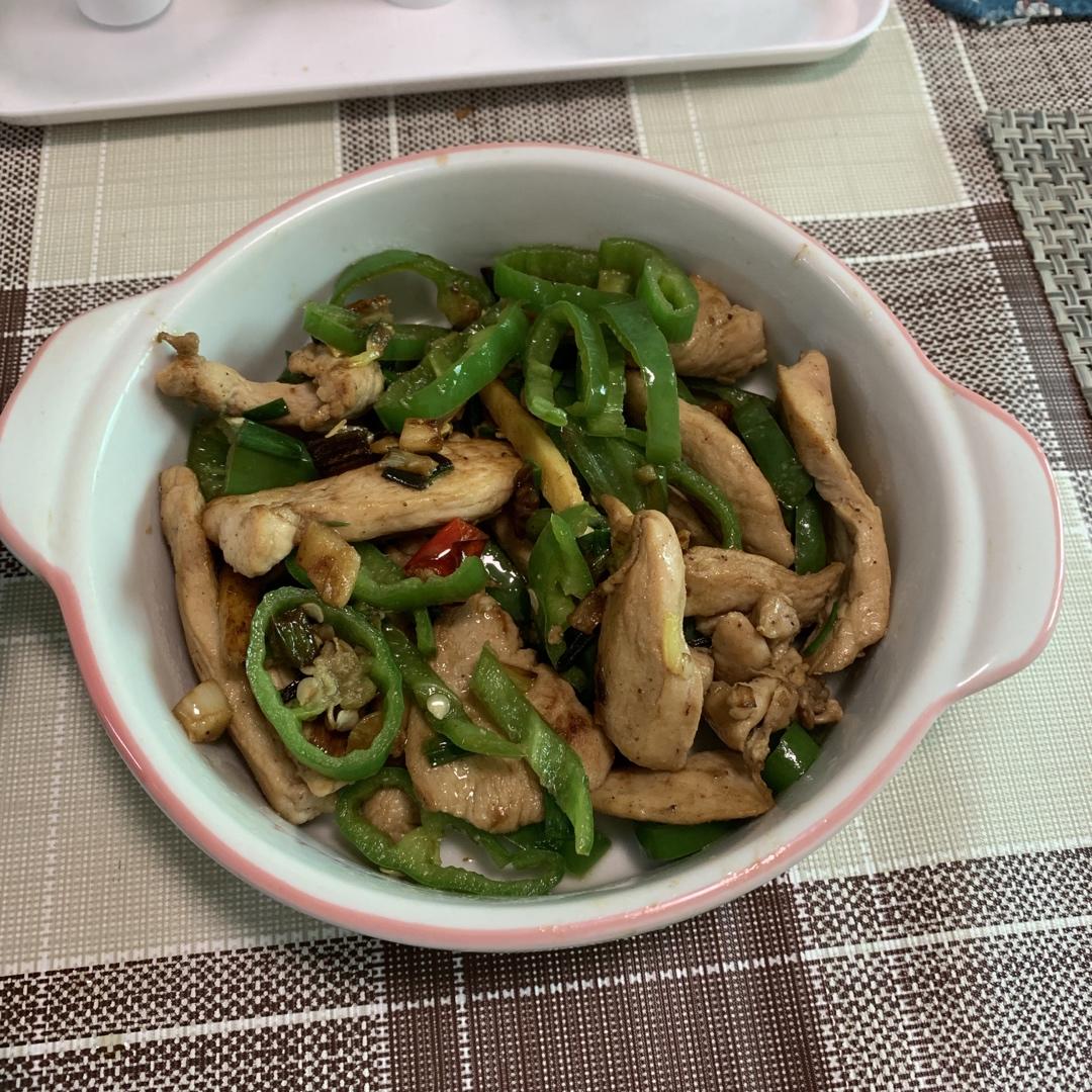 青椒炒肉丝