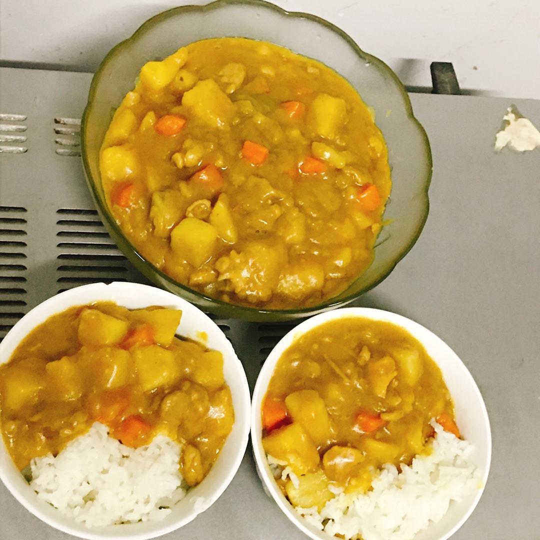 咖喱土豆鸡块