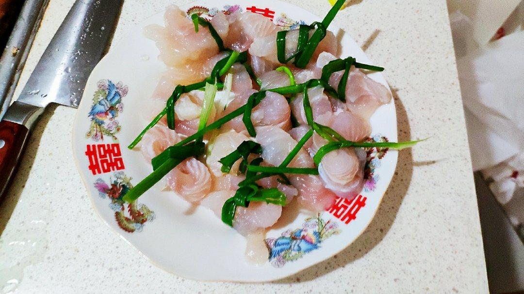 清蒸葱卷巴沙鱼柳
