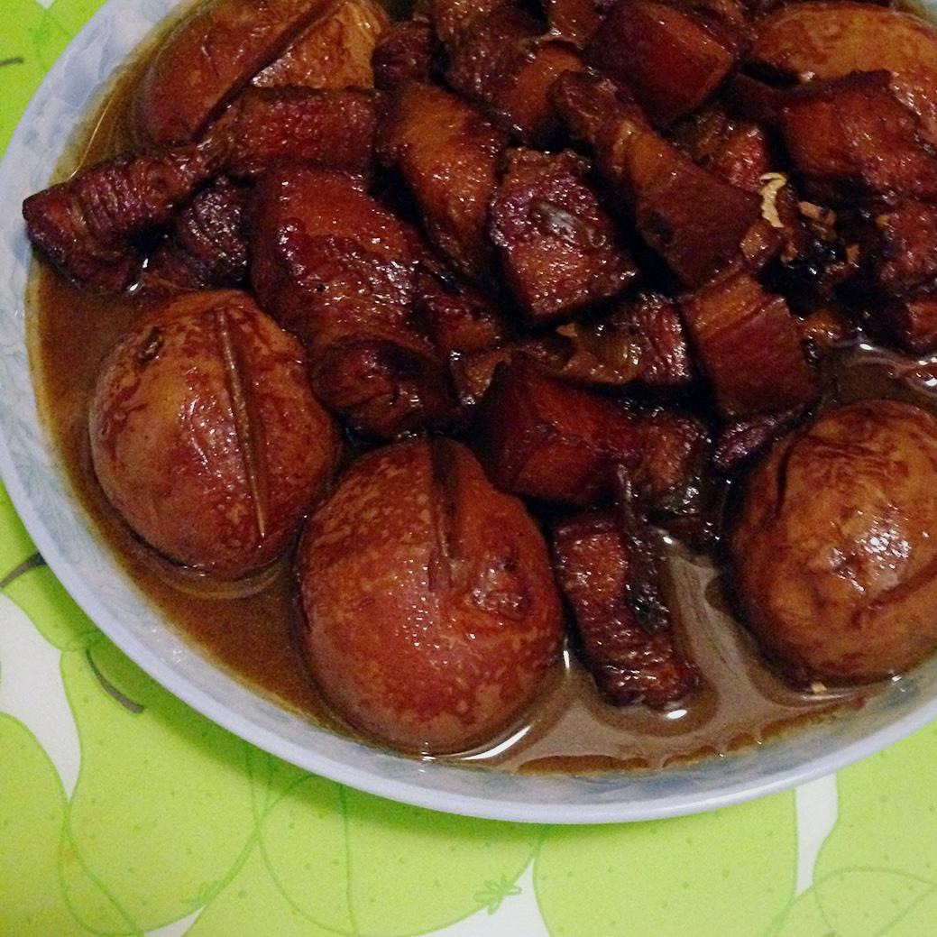 红烧肉炖卤蛋（电饭锅版）的做法
