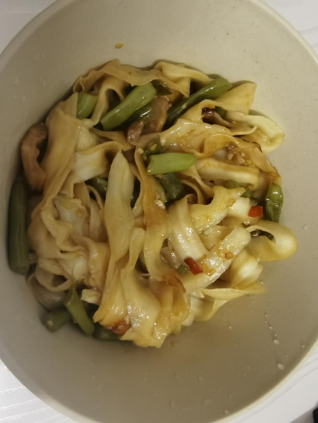 豆角焖面