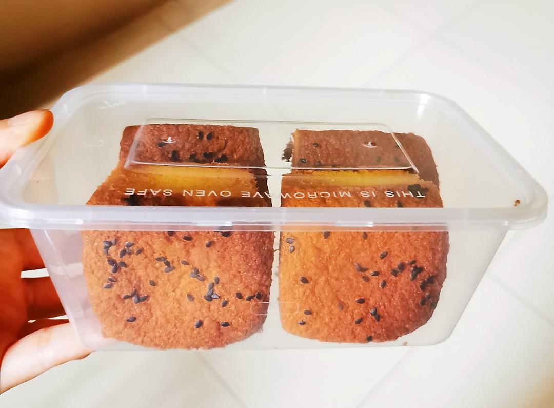 用全蛋打发的纸杯蛋糕