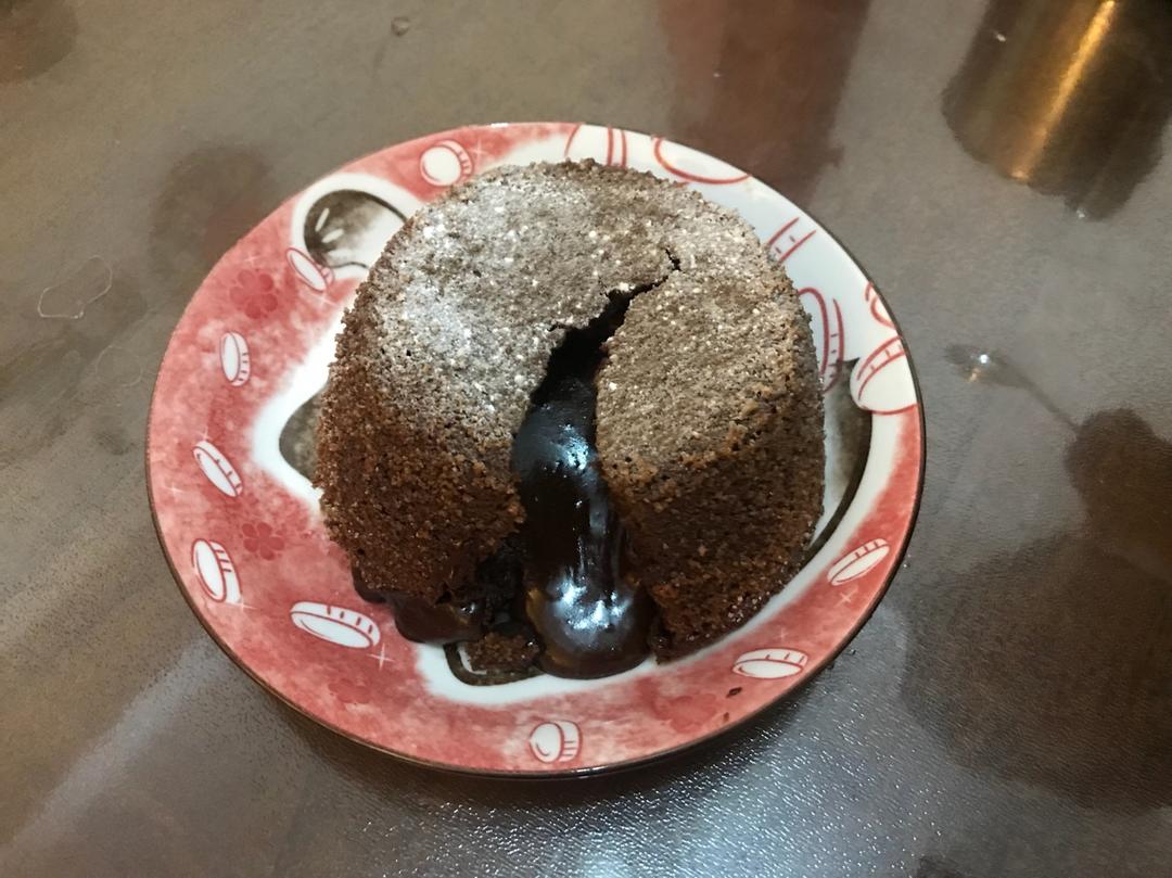巧克力熔岩蛋糕 Chocolate Molten Lava Cake
