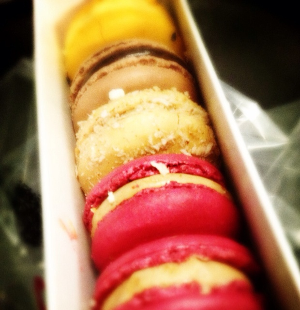 边走边吃边哈皮