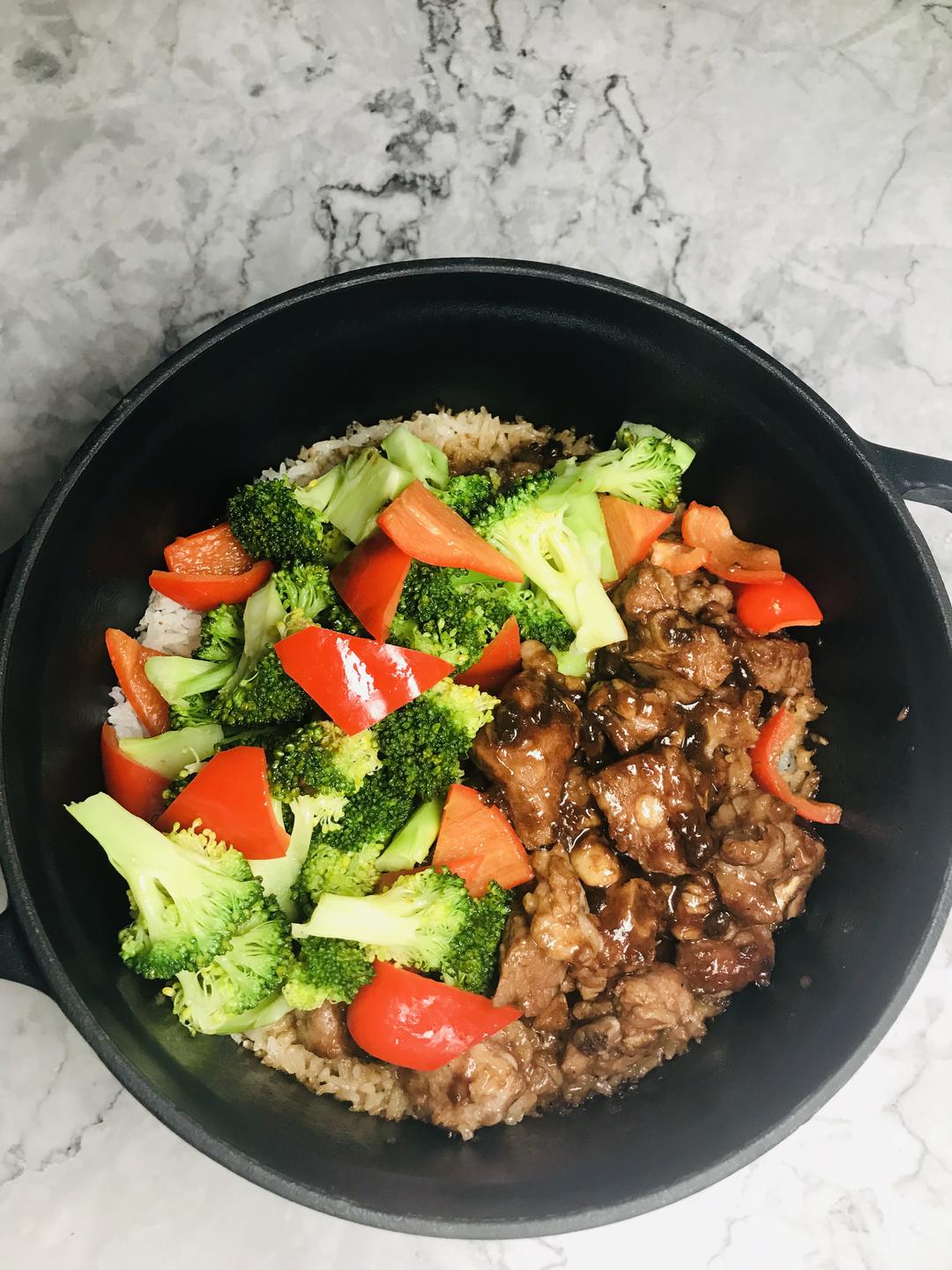 排骨煲仔饭的做法