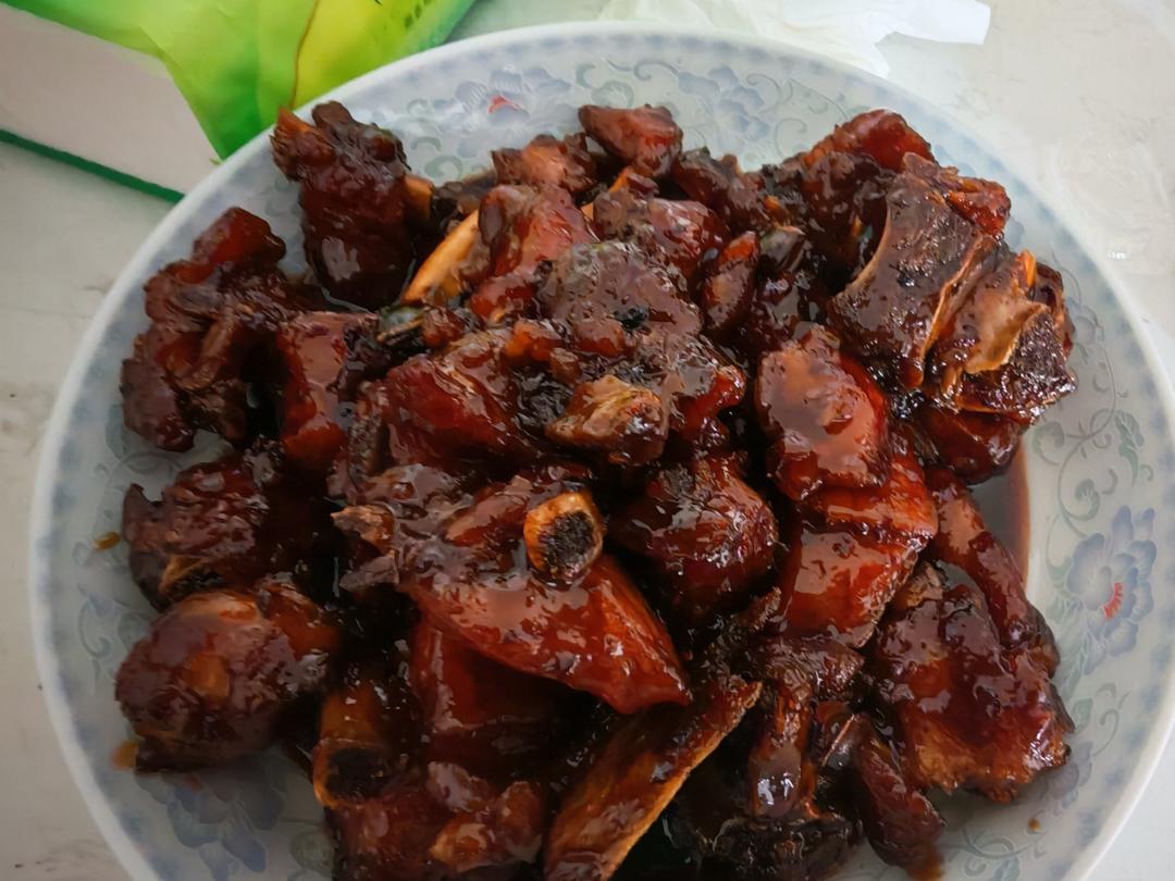 糖醋排骨（试验多次的最佳口感）