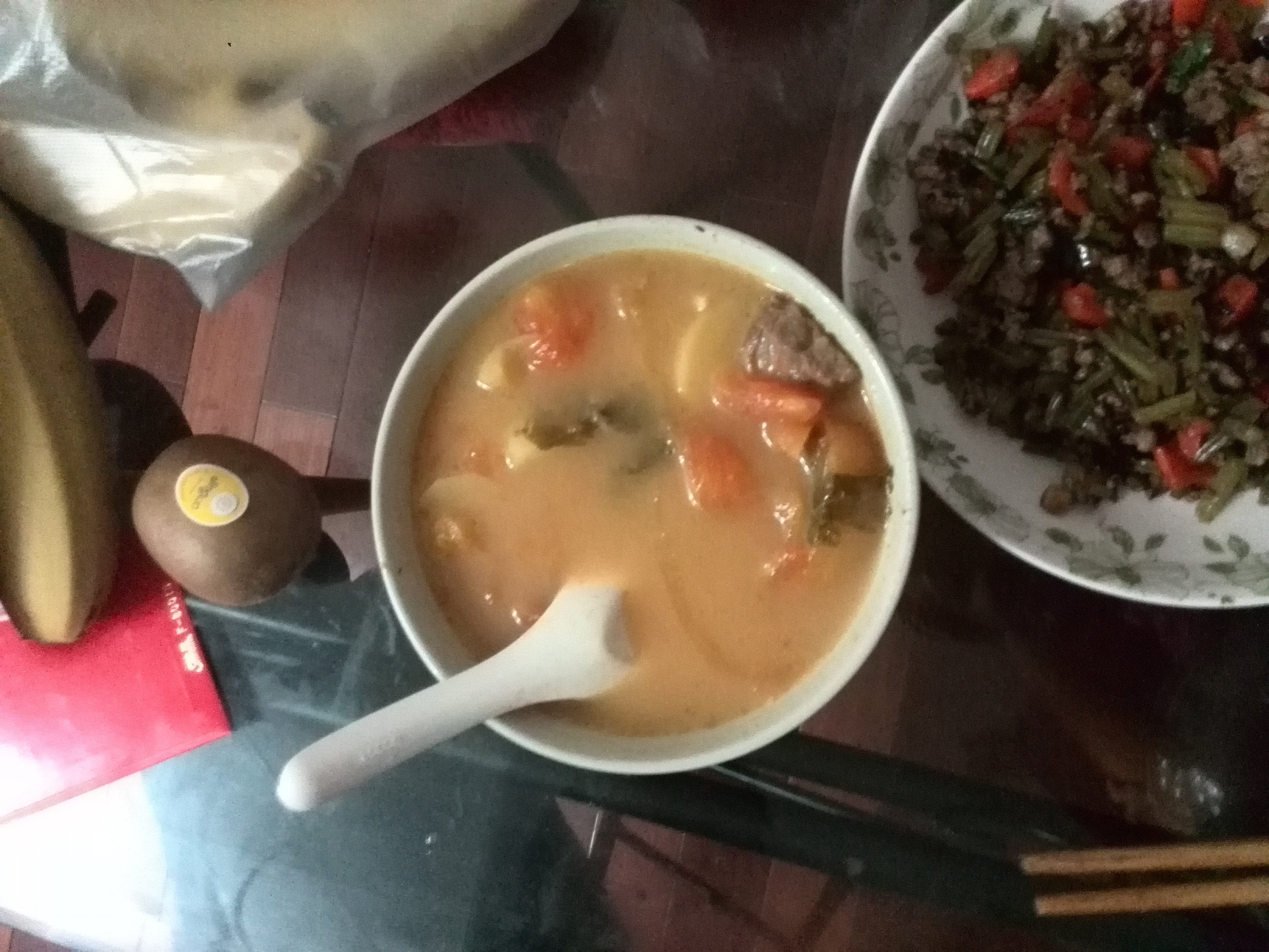 牛肉炖柿子