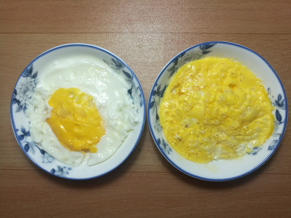 微波炉早餐：1分钟无油煎蛋（双花样）的做法