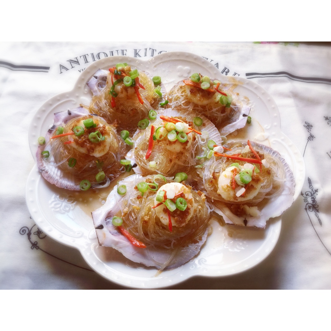 蒜蓉粉丝蒸扇贝