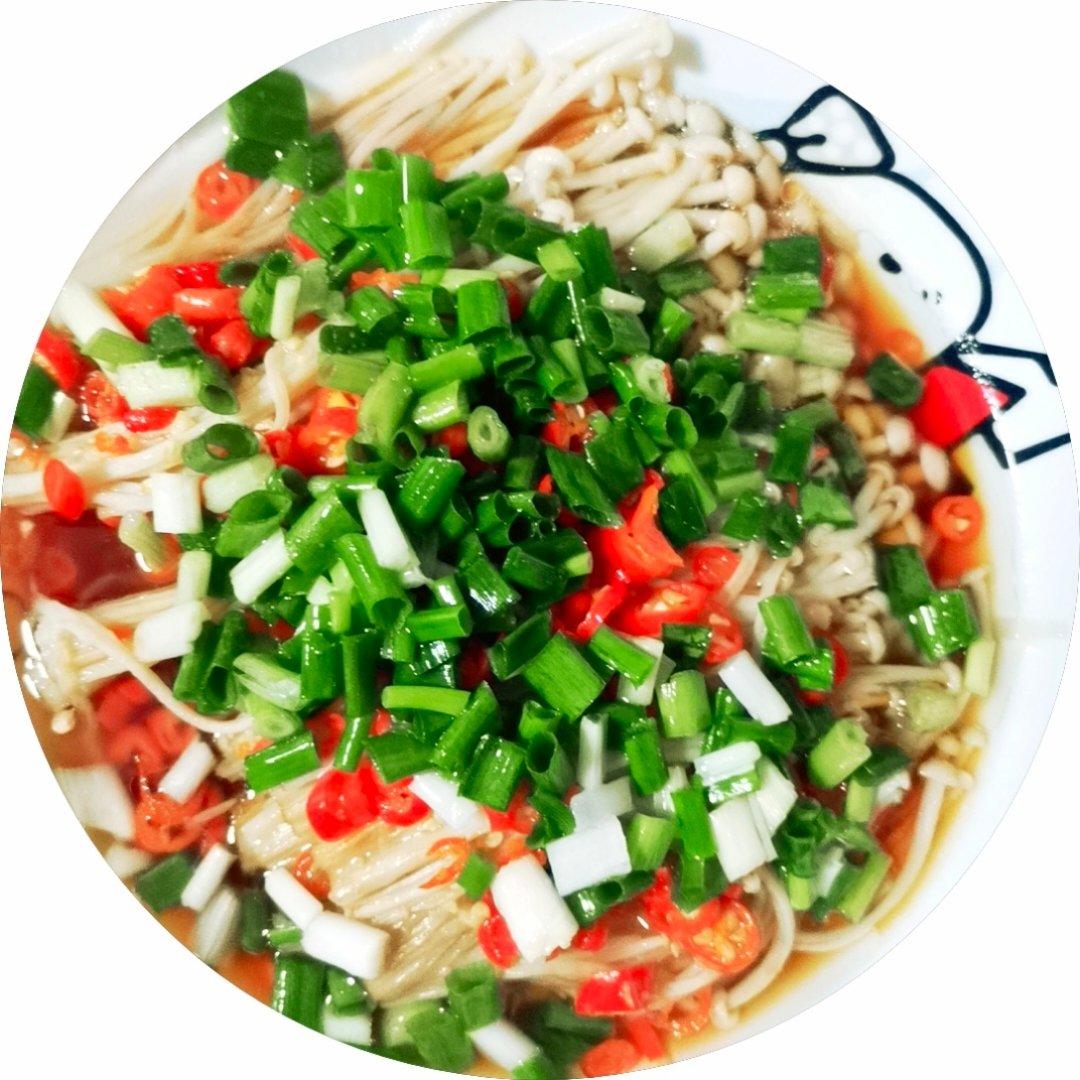 剁椒金针菇