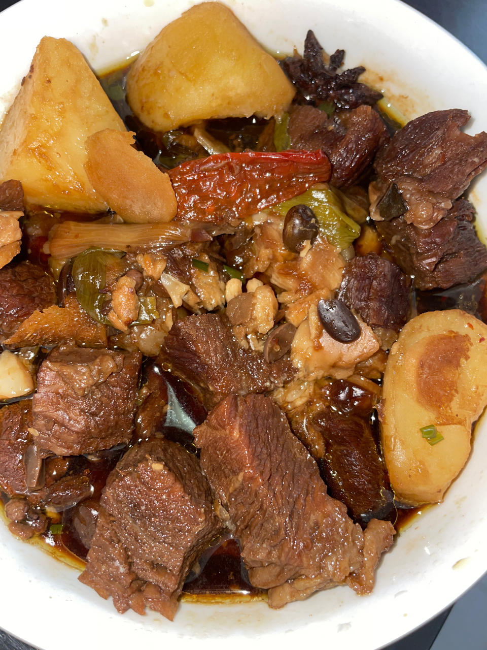 康师傅红烧牛肉面那个味的炖牛肉