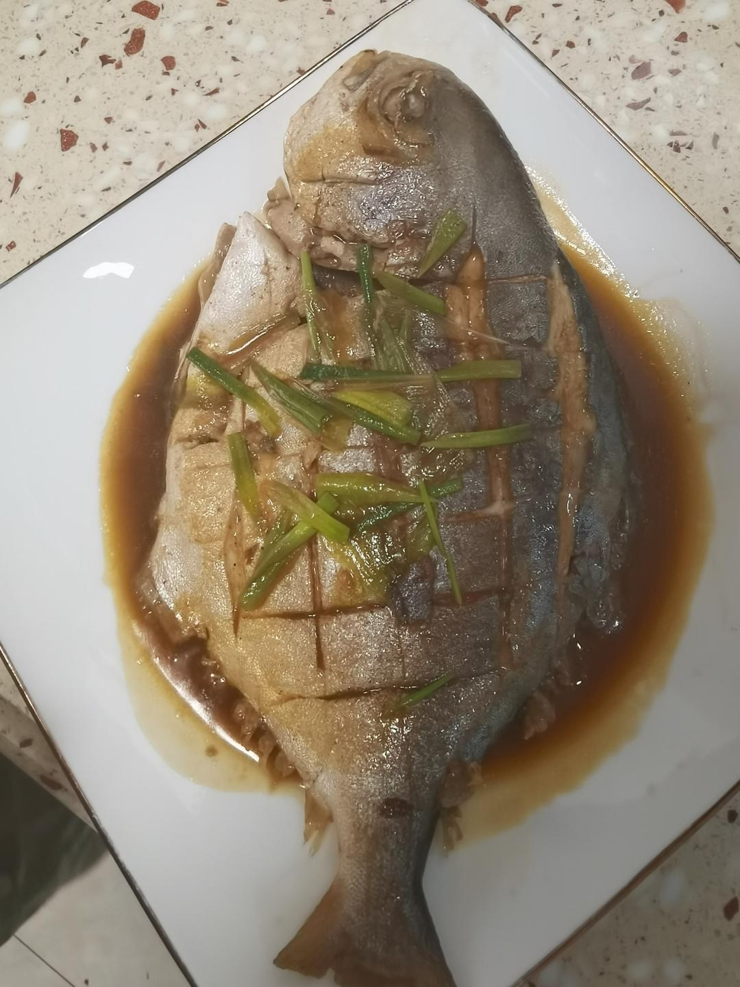 【家常菜】上海红烧鲳鱼