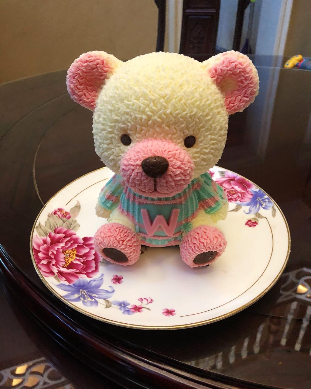 cindyff做的立体小熊蛋糕