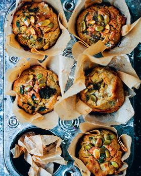 Broccoli, Spinach and Apple Muffins的做法