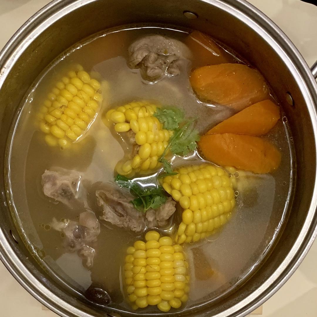 玉米排骨汤