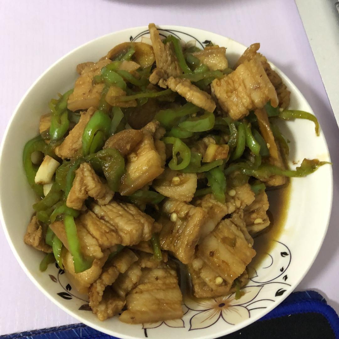 尖椒炒肉