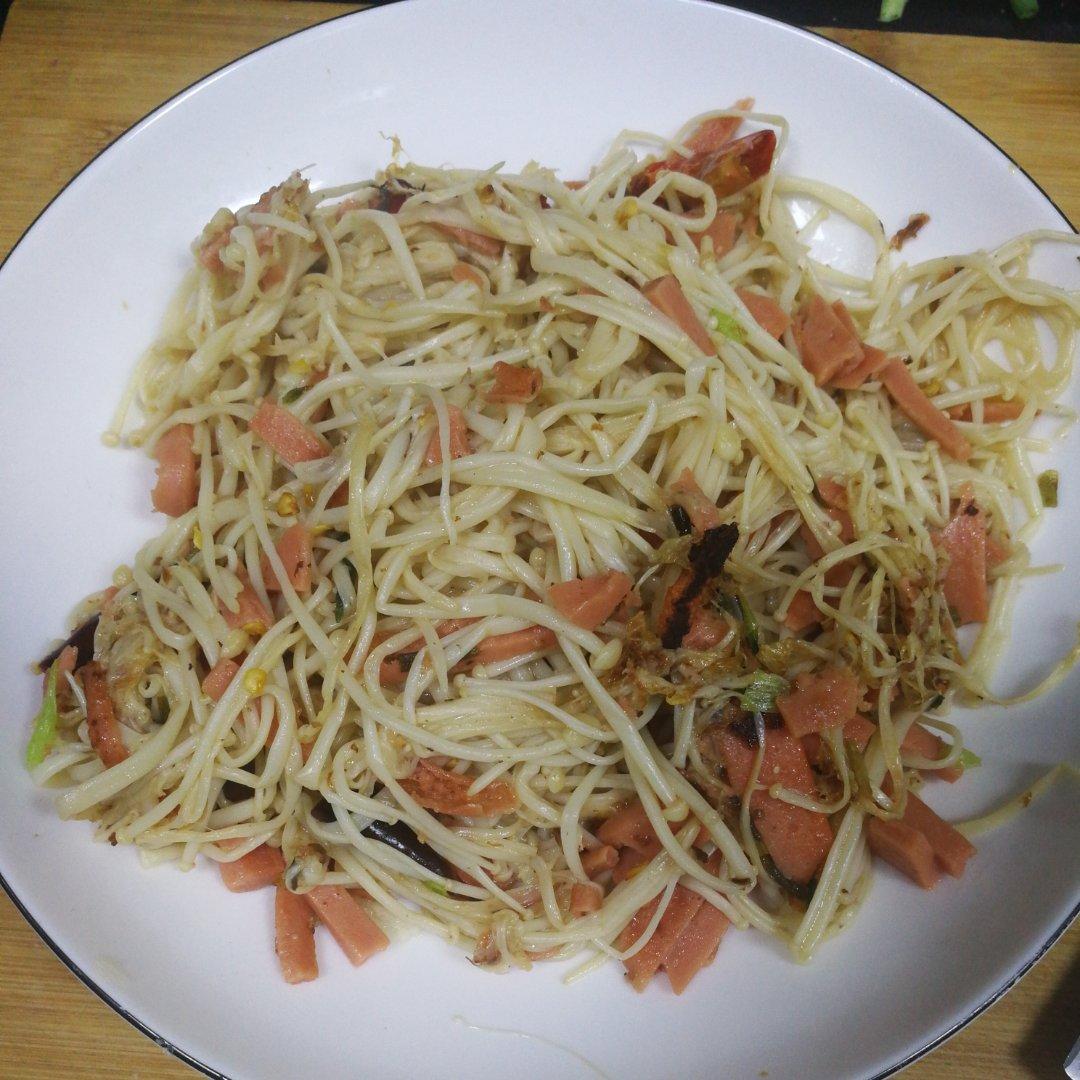 辣炒火腿金针菇