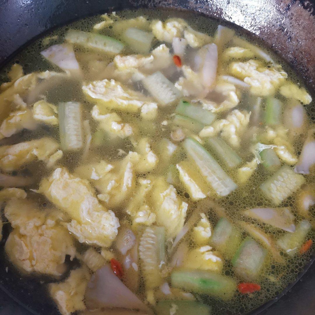 丝瓜鲜菇汤