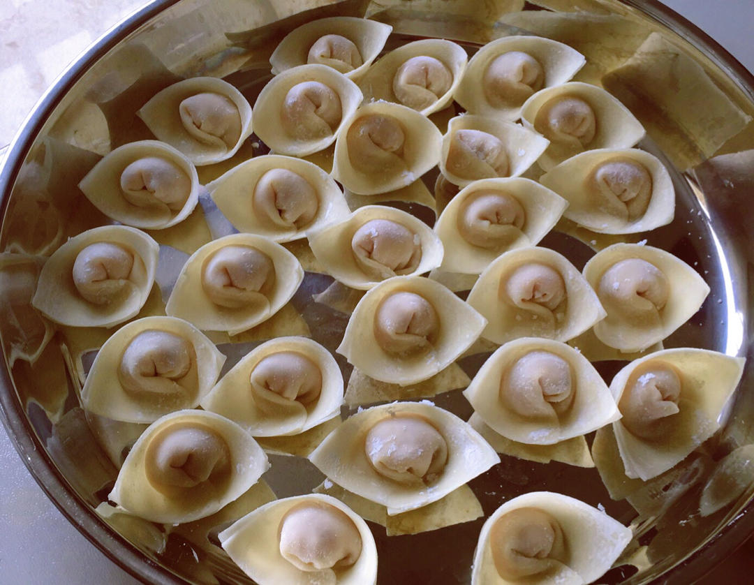 馄饨（两种包法）