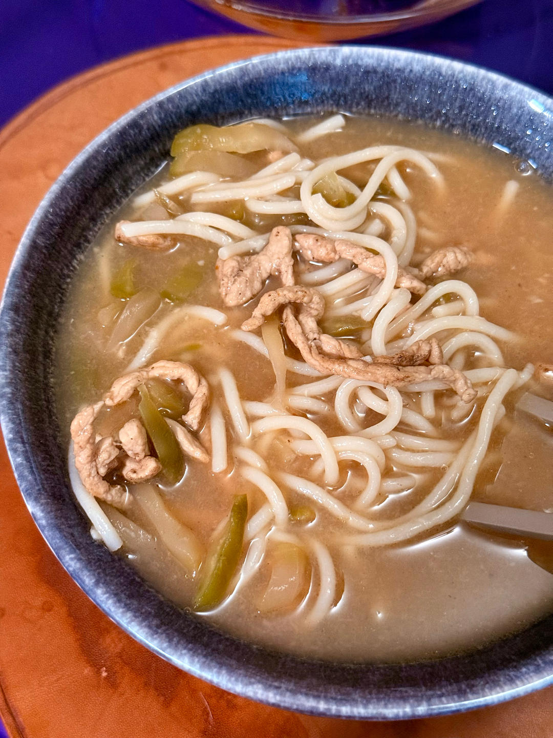 多少次早起就为了这一口——榨菜肉丝面