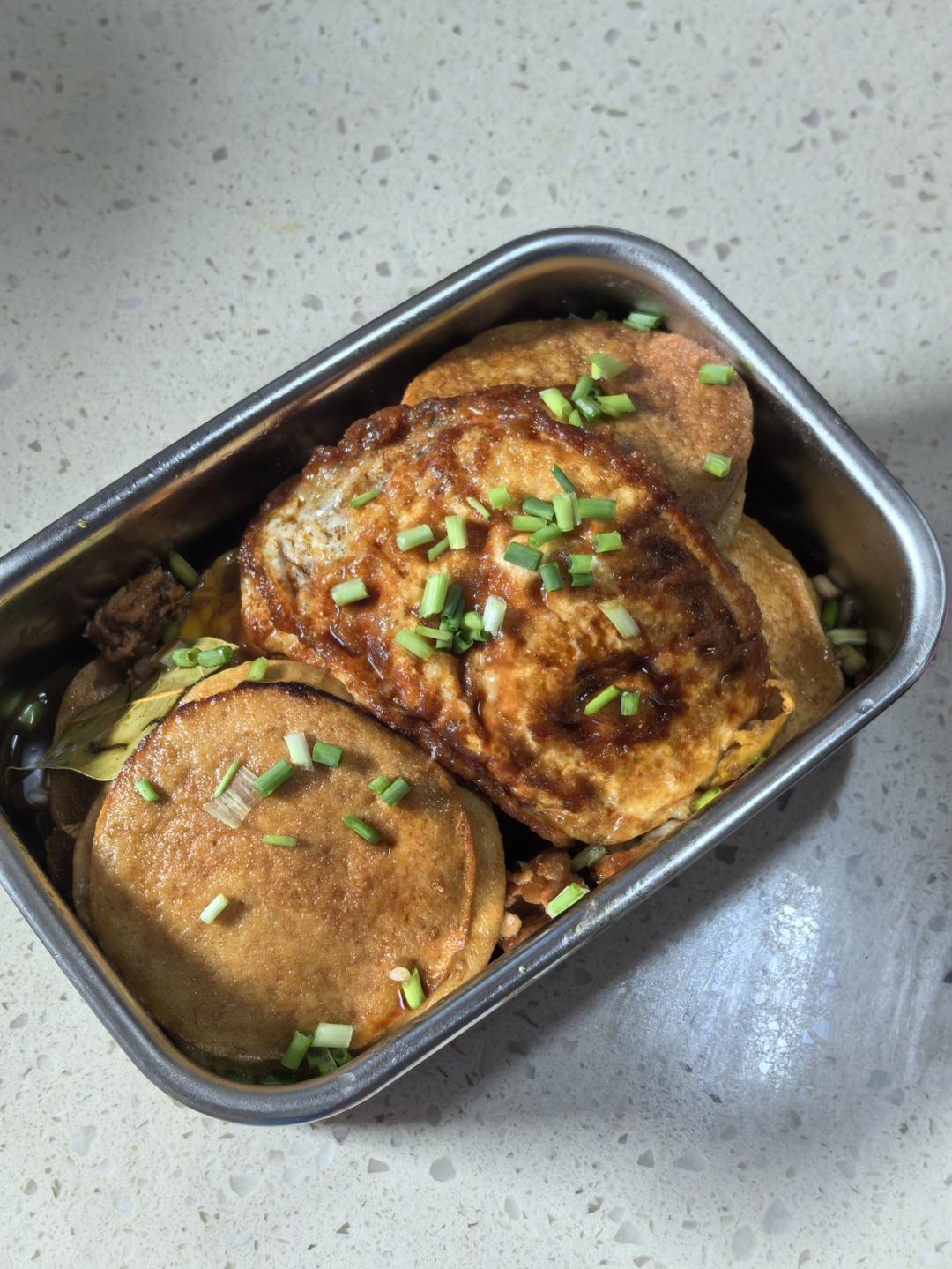 卤素鸡～浓浓的汤汁浸满素鸡，咬一口简直绝绝子