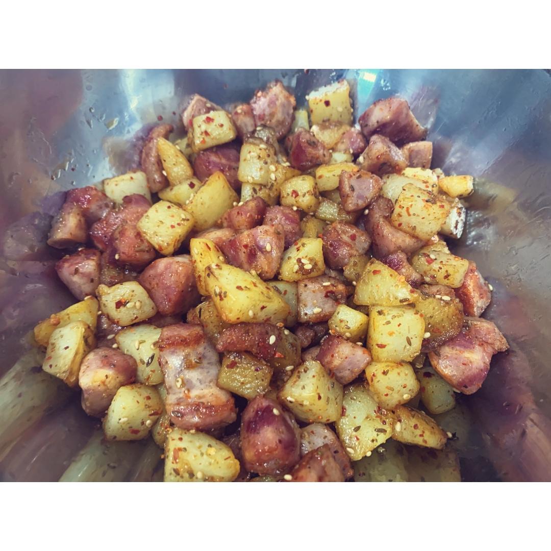孜然火腿土豆丁