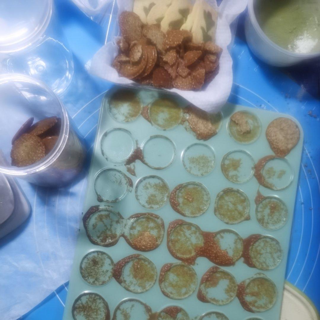 芝麻薄脆蛋白饼干